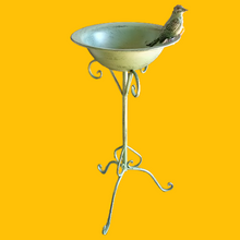 Load image into Gallery viewer, Green Country Style Metal 3 Footed Bird Bath On Stand
